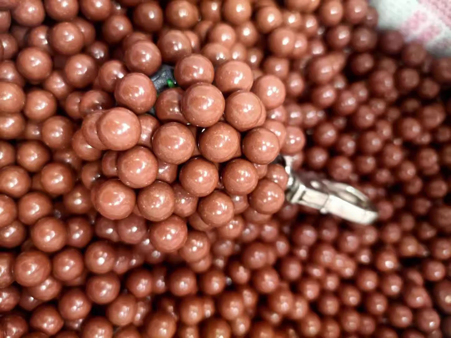 Magnetic Clay Pellets -B07W